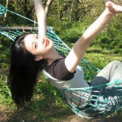 我向我的女老板借钱