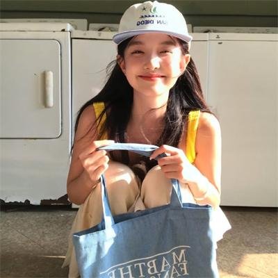 穿书后，反派大佬偏宠我